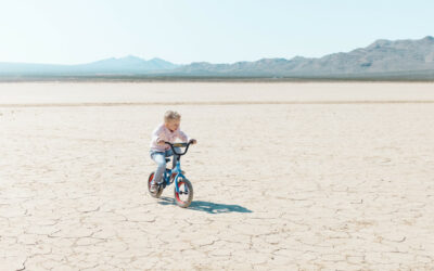 Liz lernt Radfahren …